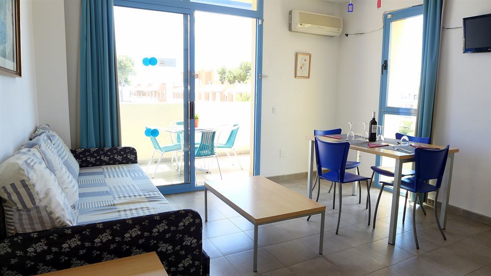 Rentalmar Costa Verde Cambrils Bagian luar foto